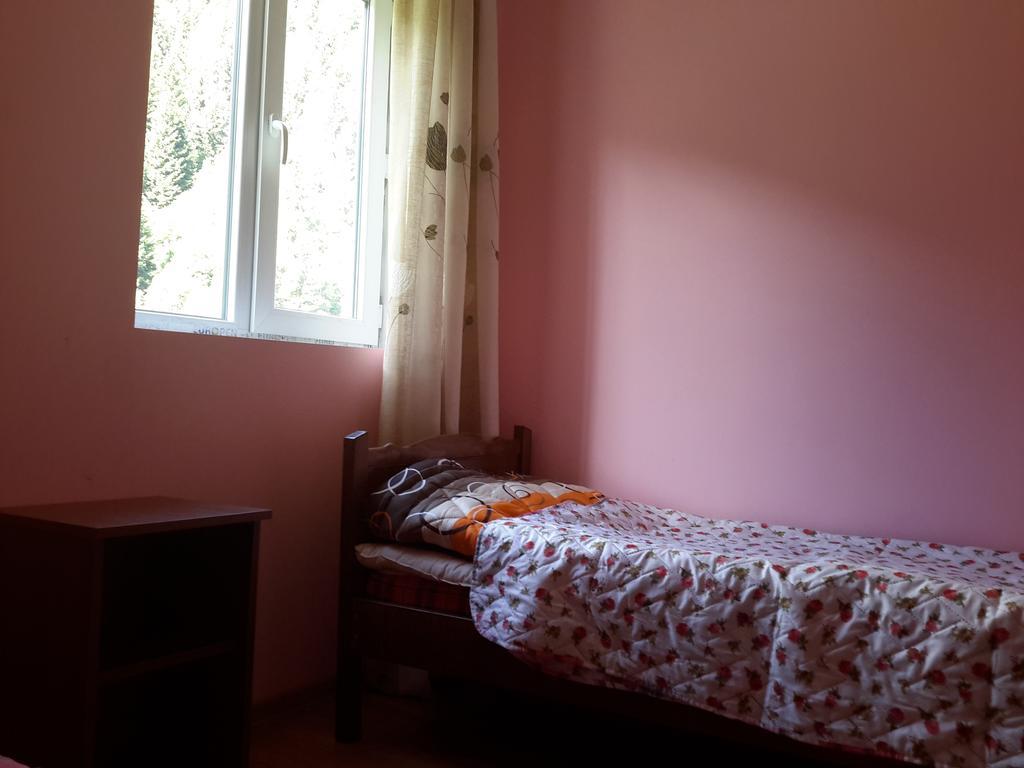 Guesthouse Robinzon Lalkhori Экстерьер фото